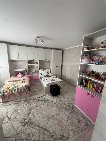 Casa/Vila multifunctioanala 230 mp utili, 520 mp teren, zona Burdujeni
