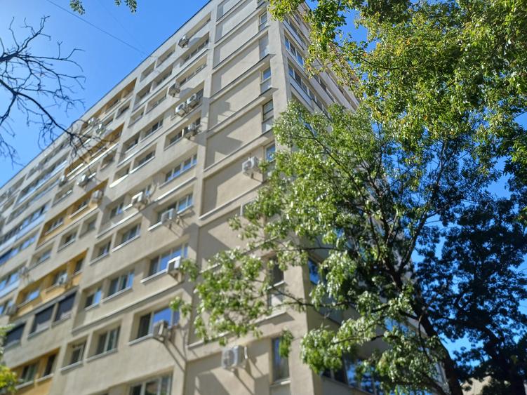 Iancului adiacent -Aleea Lunguletu -2 min metrou