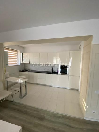 Apartament 3 camere de închiriat – Laguna Residence  | Loc de parcare inclus - 10