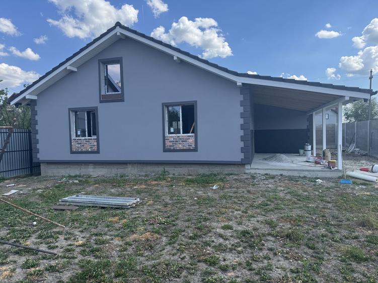 Casa Individuala Sanmihaiu Roman,Parter,4 Camere,2Bai,Toate Utilitatile