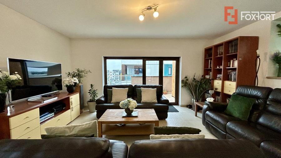 COMISION 0% Penthouse de vanzare 4 camere Dumbravita - Kaufland