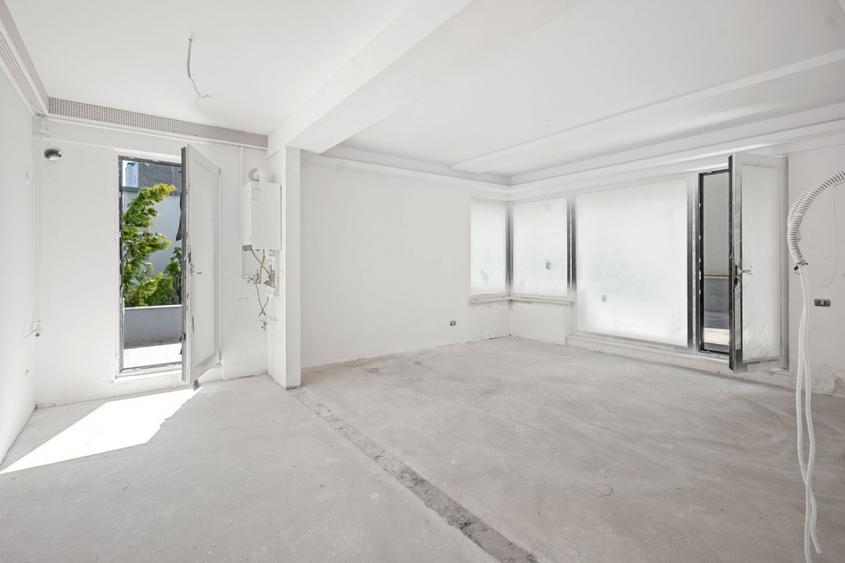 VANZARE APARTAMENT 4 CAMERE UNIRII-CASA POPORULUI