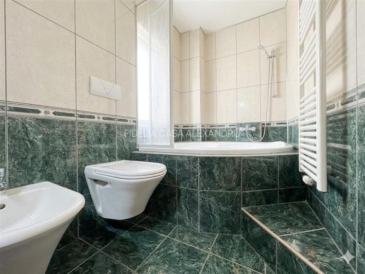 Apartament spectaculos, bloc tip vilă, Târgu Cucu - 13