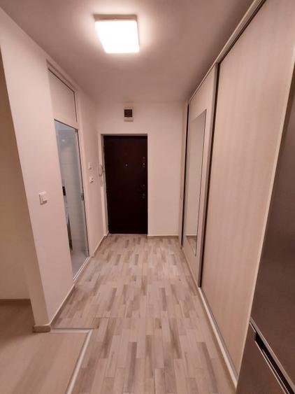 Timpuri Noi-Metrou,Garsoniera Totul Nou