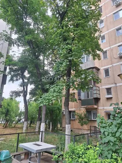 Apartament 2 camere decomandat 5 minute metrou Valea Ialomitei - 2