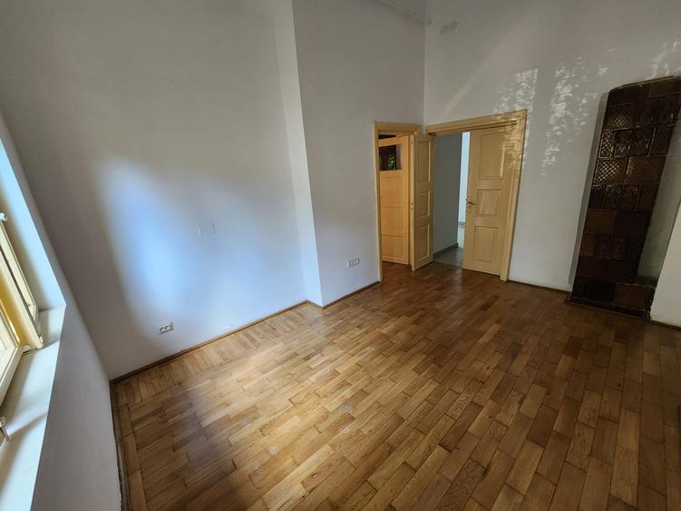 Apartament 3 camere decomandat Unirii - Horoscop 8 minute metrou