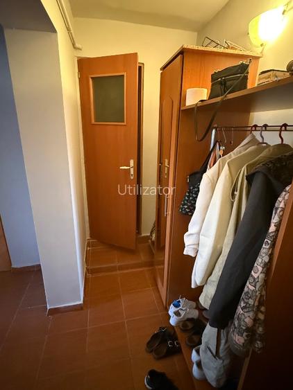 Apartament cu 3 camere și balcon, mobilat, de vânzare în zona La Ciuperca - 16