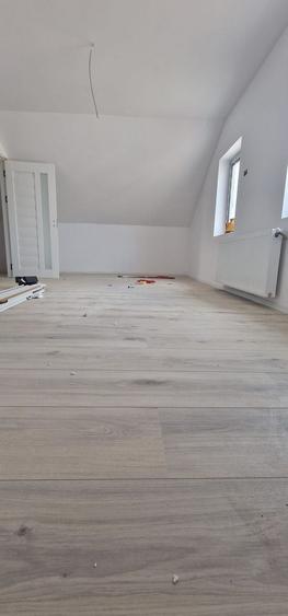 Casa parter plus mansarda zona Primarie-Biserica veche.