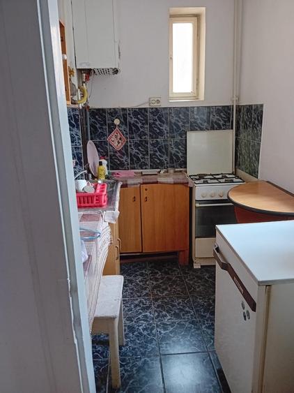 Inchiriez in Cluj garsoniera,str.Horea, et.3,conf.1, pentru studenti
