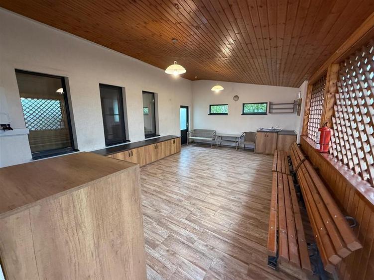 Casa mobilata Panouri Fotovoltaice Garaj Beci Valea Ursului