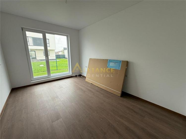 Casa moderna parter / 3 Camere / 2 Bai / Dressing / 2 minute STV