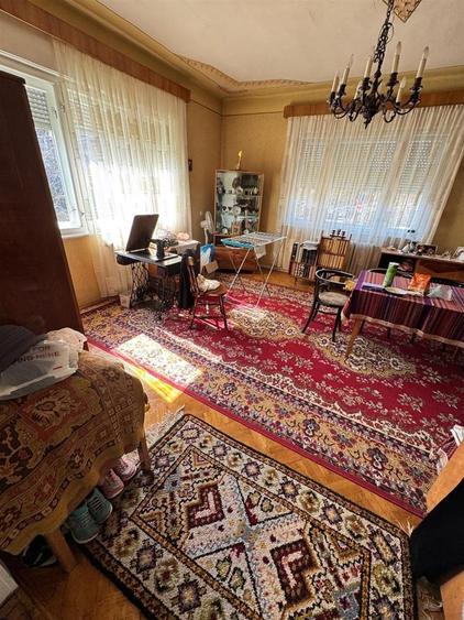 Casa de vanzare l 1040 MP Curte l Front 35 MP l Grigorescu