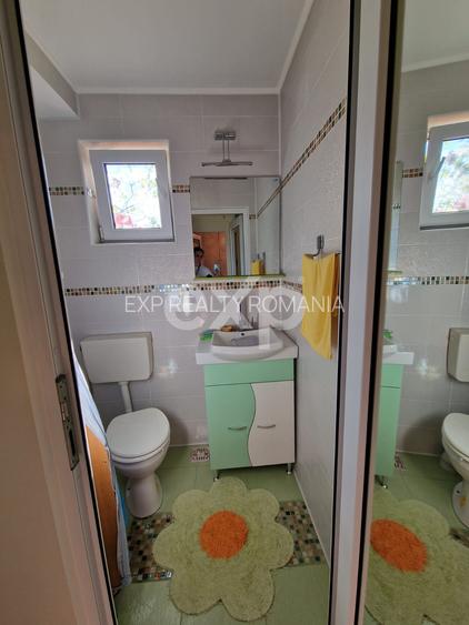 Casă de vânzare  225 mp ,Mărginenii de Sus , DB - 9