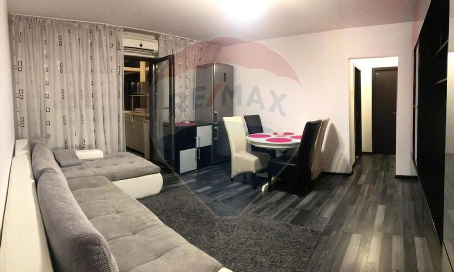 Apartament cu 2 camere de vânzare în zona Lapus