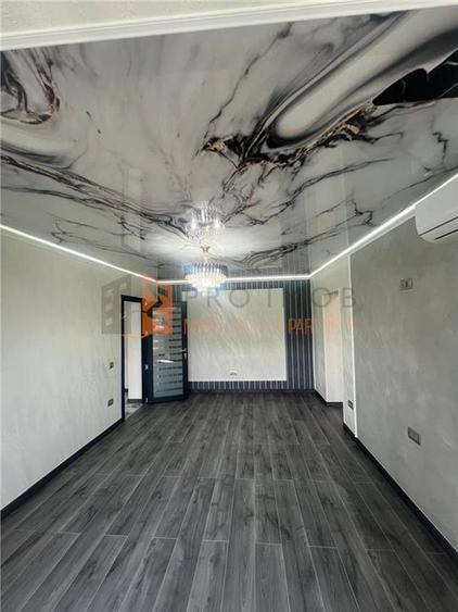 Apartament 3 camere cf 2 semidecomandat zona Crang