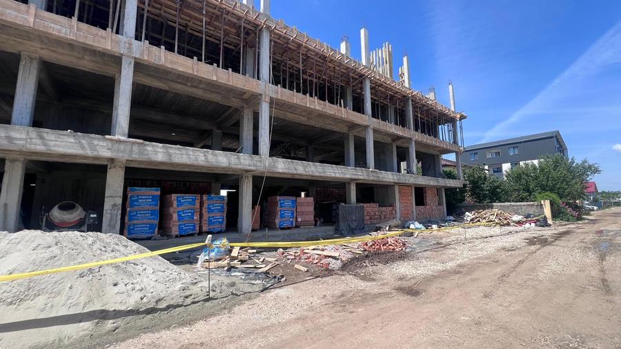 Apartament 2 camere cu curte proprie 60 mp | Încălzire în pardoseală | Parcare
