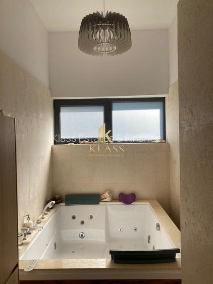 Apartament de 3 camere decomandat - 6