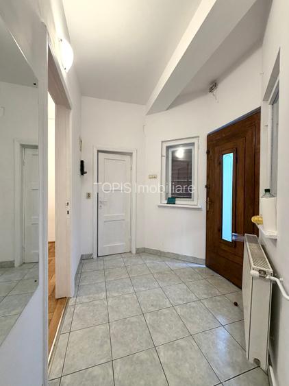 Parter in Vila cu intrare Individuală / Cotroceni/ Centrala Proprie