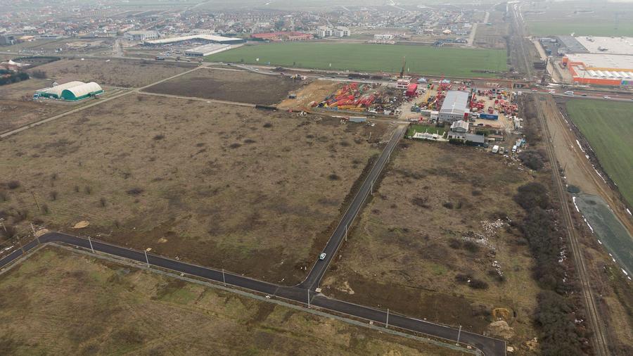 Teren intravilan de 606 mp în Vladimirescu