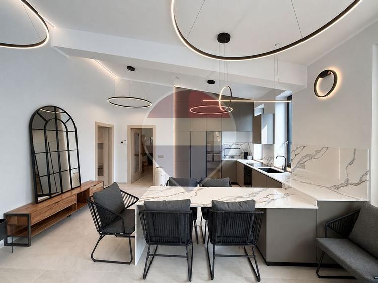 Casa/Vila exclusivista 8 camere de inchiriat - Serbanesti, Bacau