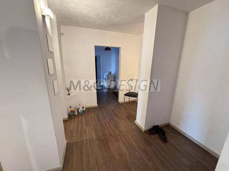 Apartament 3 camere zona Andrei Saguna etaj 2