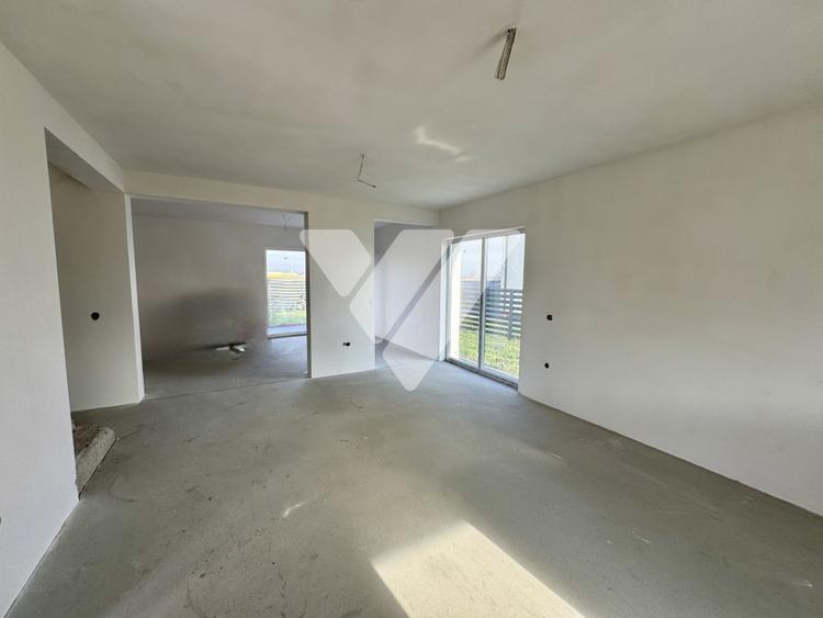 Casa duplex 4 camere 110 mp utili si teren 390 mp Sura Mica Sibiu