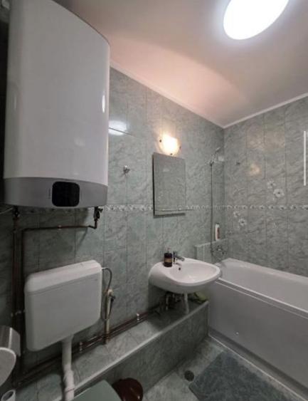 AP. 2 CAMERE- MOSILOR, PRIMA INCHIRIERE, BLOC REABILITAT, MODERN