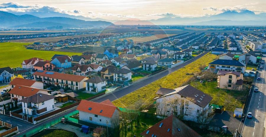 TEREN INTRAVILAN | 885 MP | GHIMBAV | VIEW POSTĂVARU | COMISION 0%