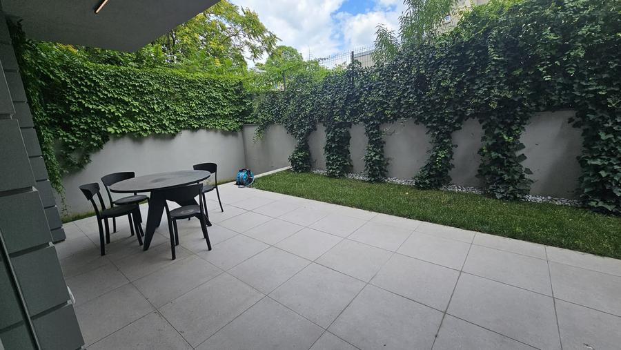 Apartament in Imobil boutique de lux, 2026, curte proprie 125 mp, impecabil