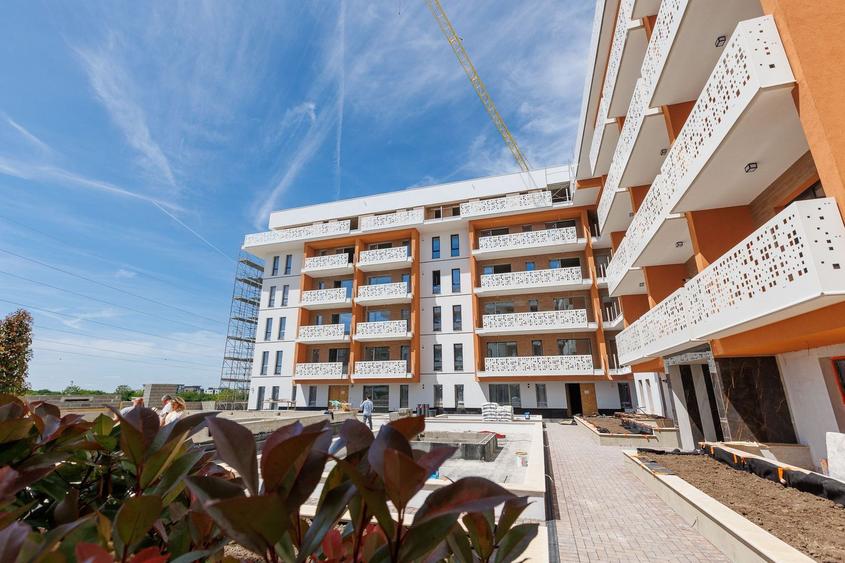 Apartament 24 E -2 camere-Future Residence-Zona Torontal-Piscina privata