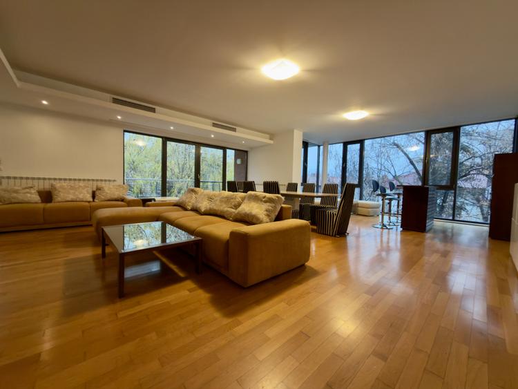 Apartament 5 camere| Washington Residence| 2 P subteran | Recepție