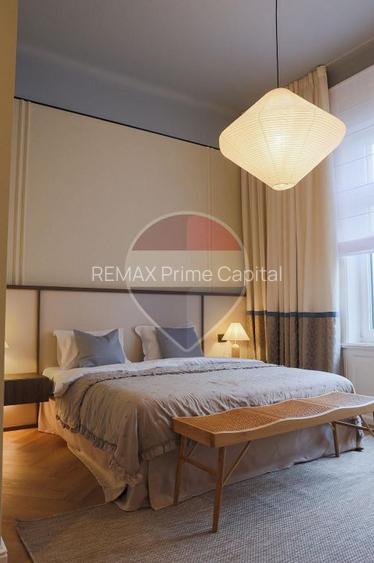 De vânzare apartament cu 3 camere, 2 băi, restaurat integral - Central - 6