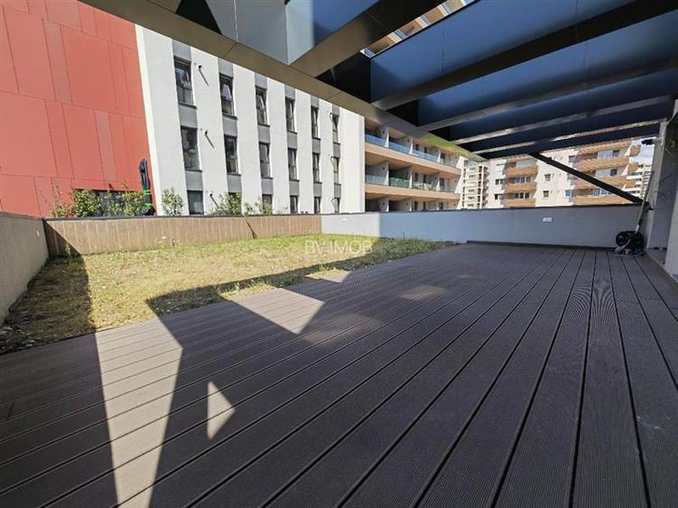 Inchiriem Apartament 3 Camere, Partial Mobilat, Open Space, Tractorul
