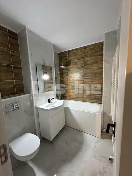 Apartament decomandat- 4 camere* Dacia
