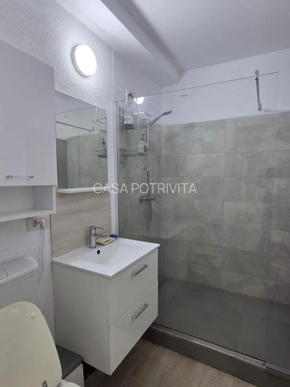 Mamaia Nord, garsoniera la 60m de plaja, mobilata, centrala pe gaz, boxa - 7
