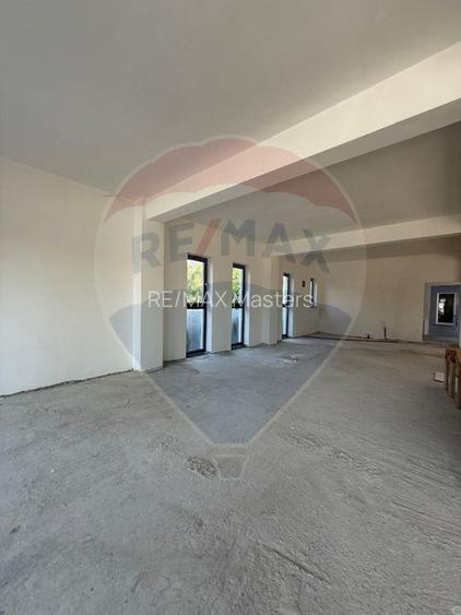Clădire multifuncțională – 950 mp | P+3 | Lift | 26 locuri de parcare - 2