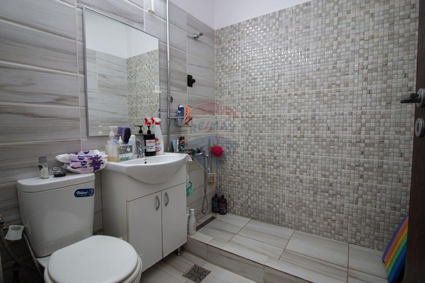 Apartament 2 camere de vanzare Et 1 Prelungirea Ghencea str Alunului