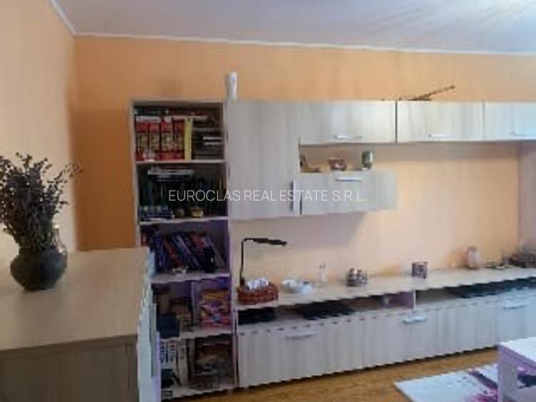 Apartament 2 camere decomandat - Km. 4-5 - 93.000€ negociabil (cod E6) - 2
