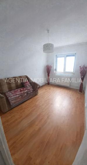 Apartament 3 camere decomandate – etaj 2 – Micro 21, Galați - 2