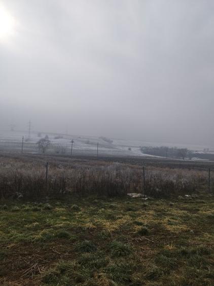 Vand tertenextravilan in zona Combinat la Autostrada A3