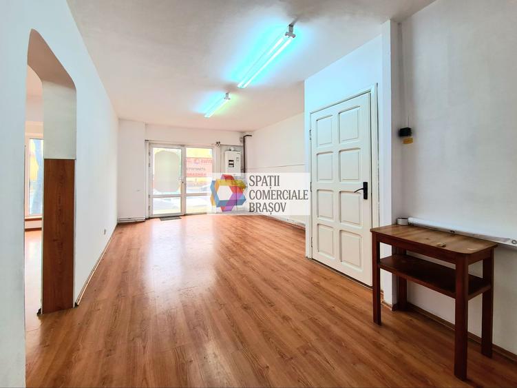 Spatiu comercial de vânzare cu vad Brașov - 57 mp # spatii-comerciale-brasov.ro
