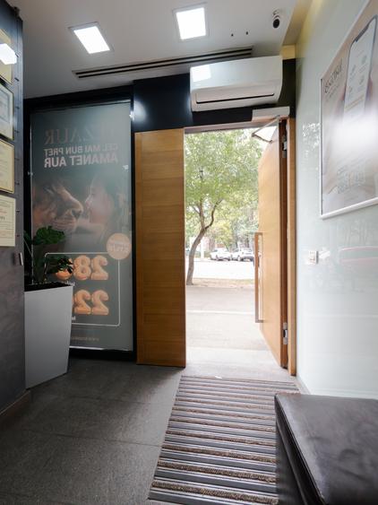 Vanzare spatiu comercial Valea Argesului 5