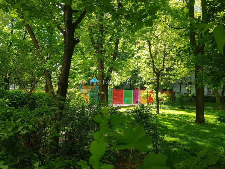 Apartament 3 camere, et 2/10, parcare, piata Unirii - 19