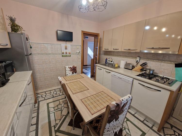 Casă duplex, 195 mp, strada G. Ureche