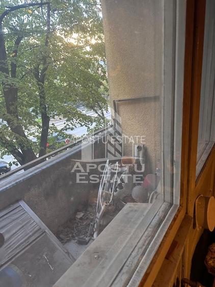 Apartament in Complexul Studentesc si teren la Mosnita de vanzare