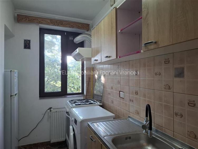 Apartament 2 camere et 2, decomandat, CT, Sud - 6