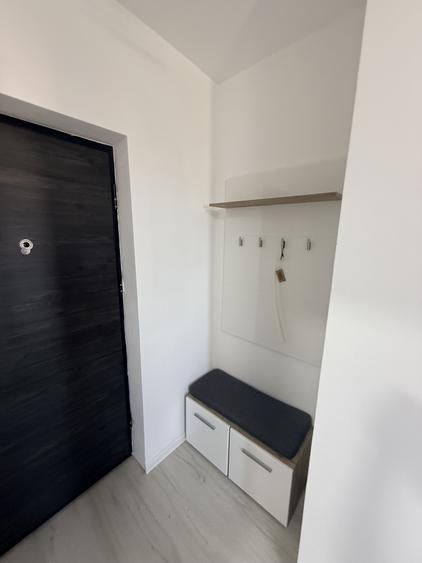 Închiriez Garsonieră în Militari Residence
