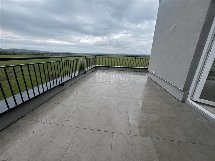Penthouse NOU 3 camere terasa si parcare subterana