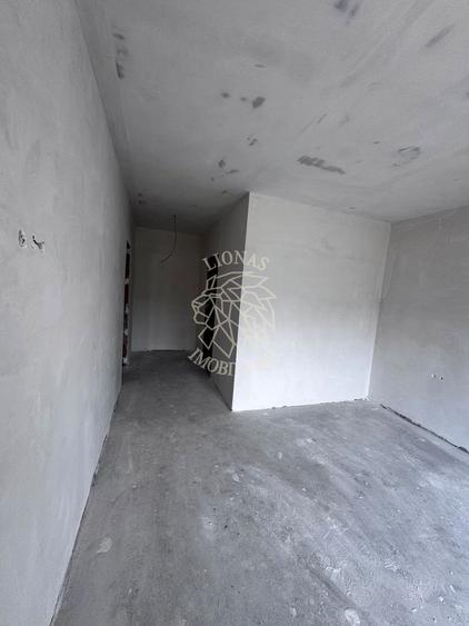 Casa Finisata 4 camere 120 mp-teren 600 mp-pod mansardabil-Aerodrom