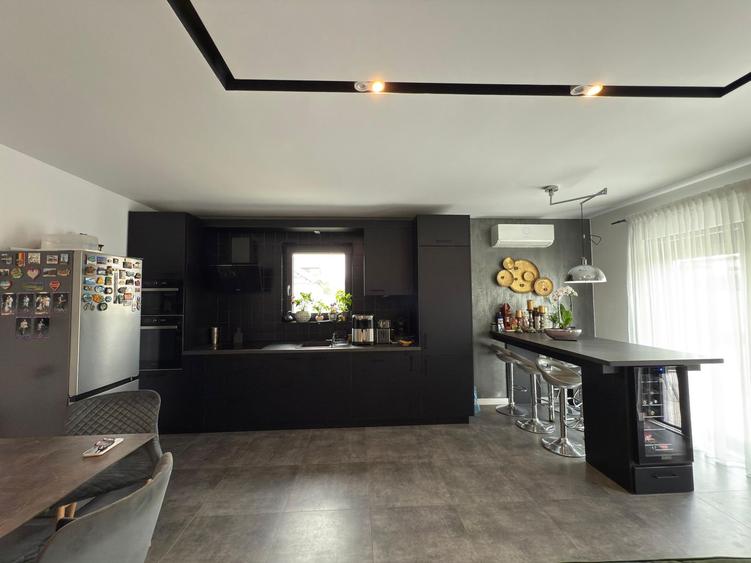 CASA DE LUX - 400.000 Euro - GHIRODA
